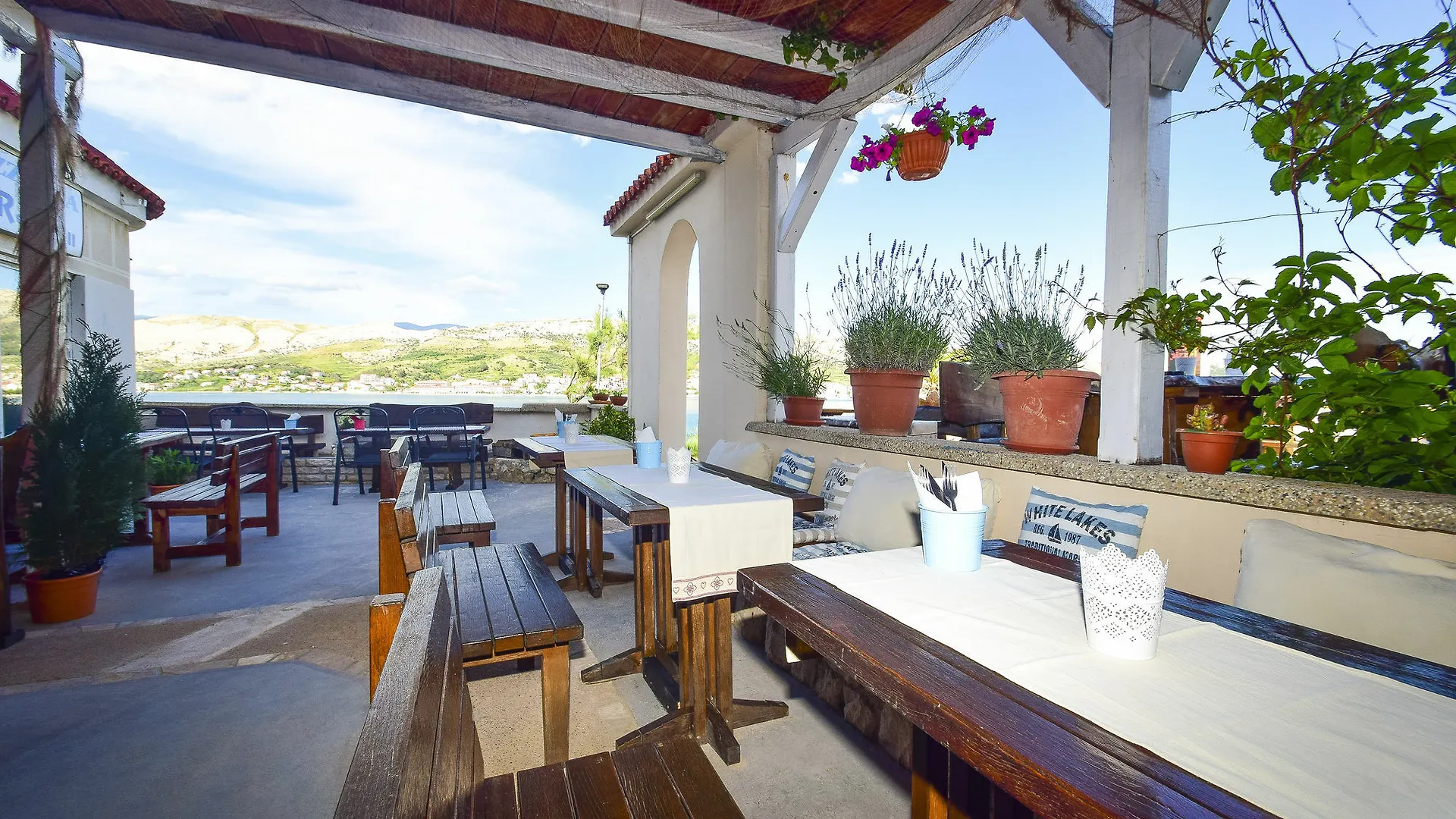 Boutique Villa Revelin Pag Town 3*,
